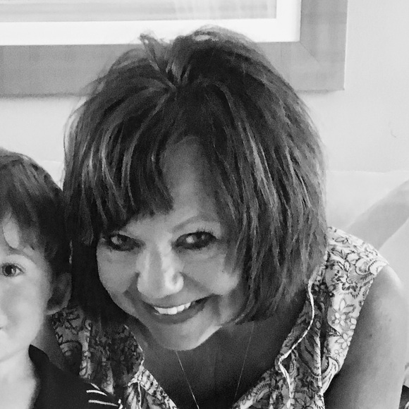 Meet your Posher, Cheryl - Picture 1 of 1